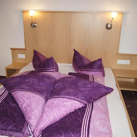 Haus Alpenflora * Längenfeld