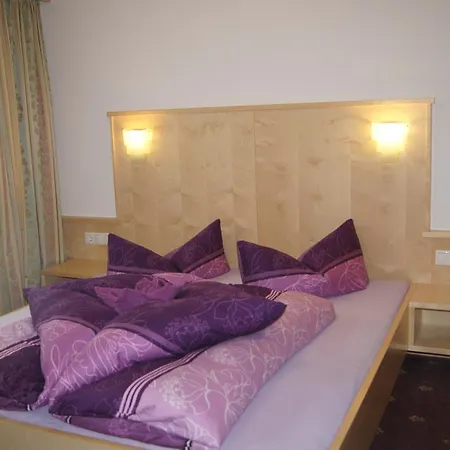 Appartement Haus Alpenflora Längenfeld