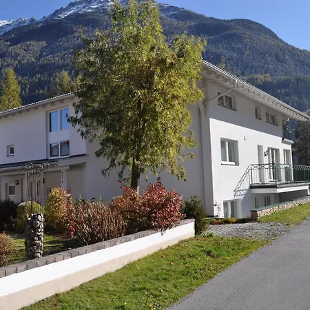 Haus Alpenflora * Längenfeld