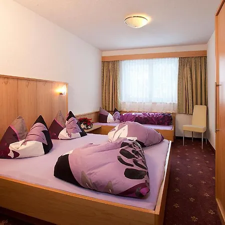 Haus Alpenflora Apartment Längenfeld